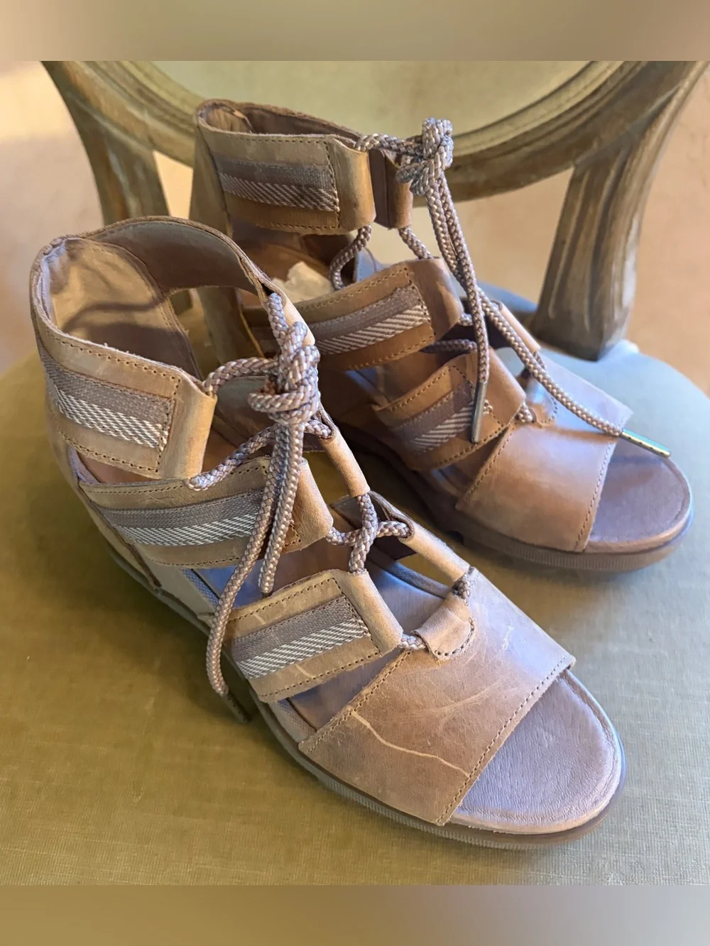 Sorel Joanie II $150 NWT Lace Up Comfort Wedge Sandals 9 Brown Suede